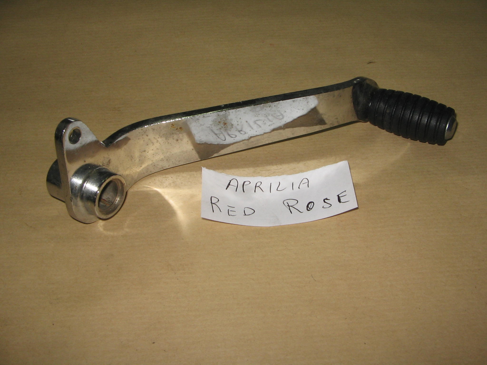 APRILIA RED ROSE LEVA N. 23003